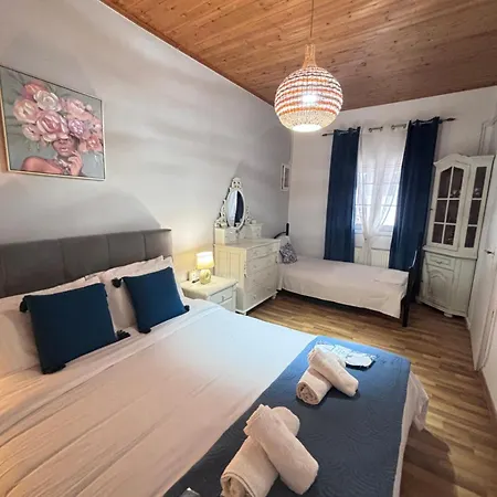 The Port House Sea Breeze 4* Agios Georgios (Corfu)